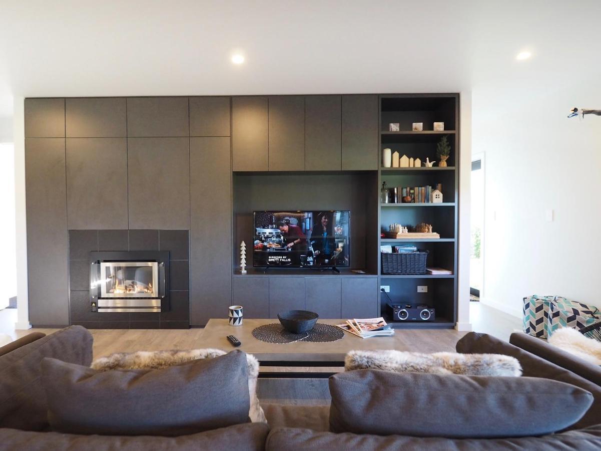 Pinot Longbox - Martinborough Holiday Home Екстериор снимка